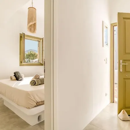 Folia House - Overlooking Holiday home