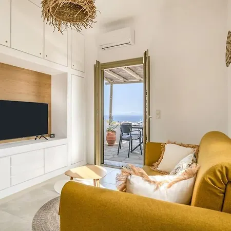 Folia House - Overlooking Aspro Chorio