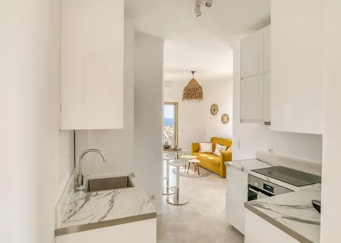 Folia House - Overlooking Holiday home